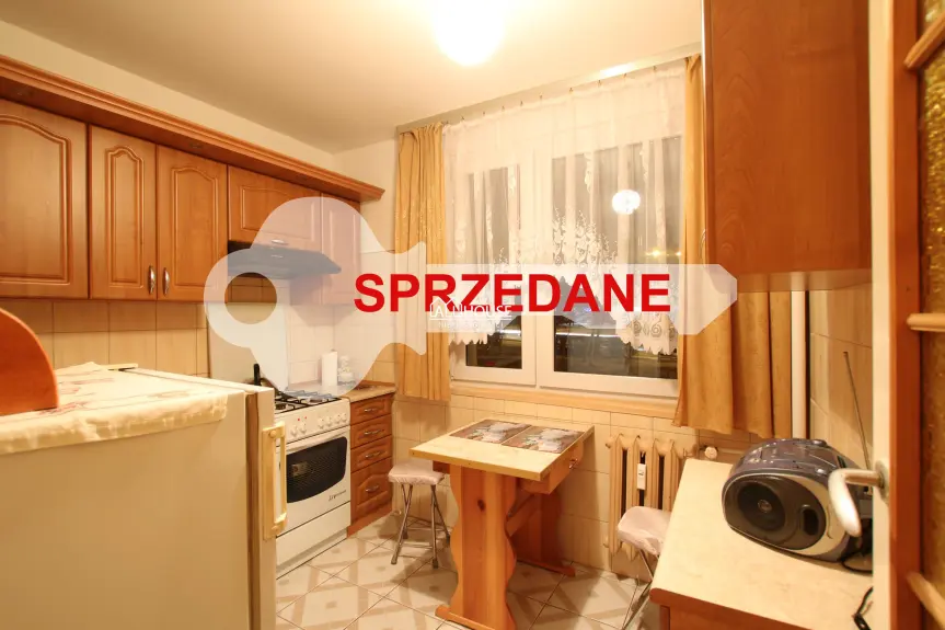 mazowieckie, Radom, Ustronie, Komandosów, 2 POKOJE, UL. KOMANDOSÓW, OS. USTRONIE