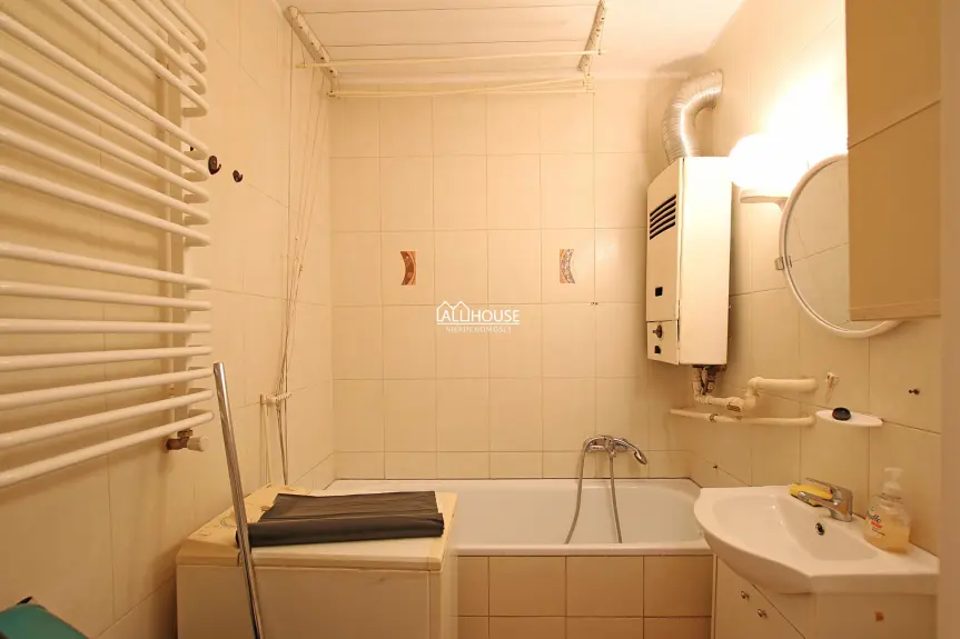 Radom, Ustronie, Komandosów, KAWALERKA, UL. KOMANDOSÓW, OS. USTRONIE