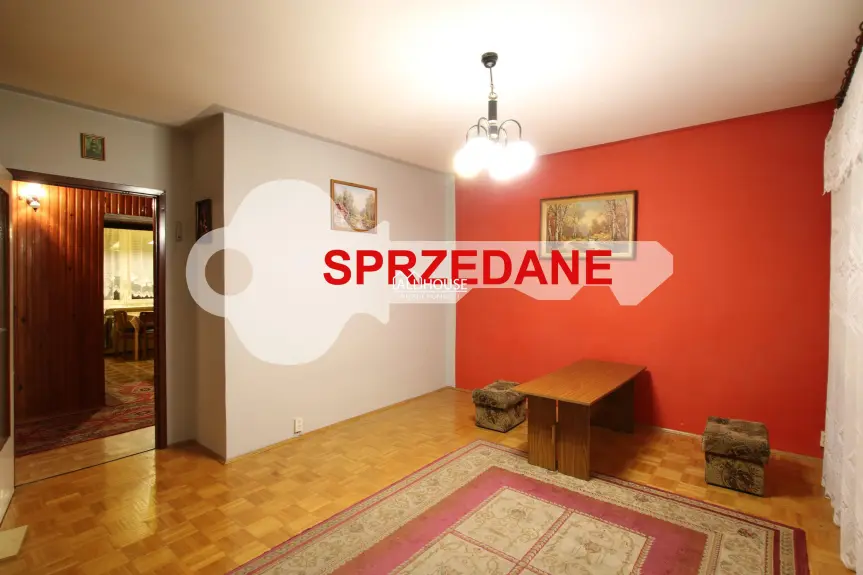 mazowieckie, Radom, Prędocinek, Ostrowiecka, 3 POKOJE, P:2/4, UL. OSTROWIECKA, PRĘDOCINEK