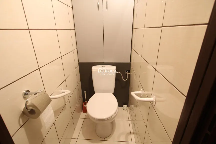 Radom, Prędocinek, Ostrowiecka, 3 POKOJE, P:2/4, UL. OSTROWIECKA, PRĘDOCINEK