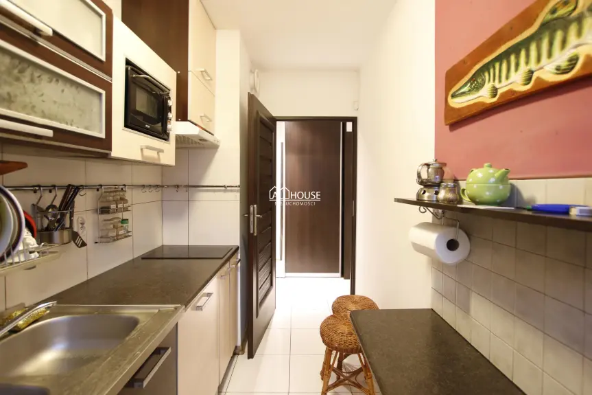 Radom, Ustronie, Staroopatowska, 2 POKOJE Z CAŁYM WYPOSAŻENIEM + MIEJSCE POSTOJOWE