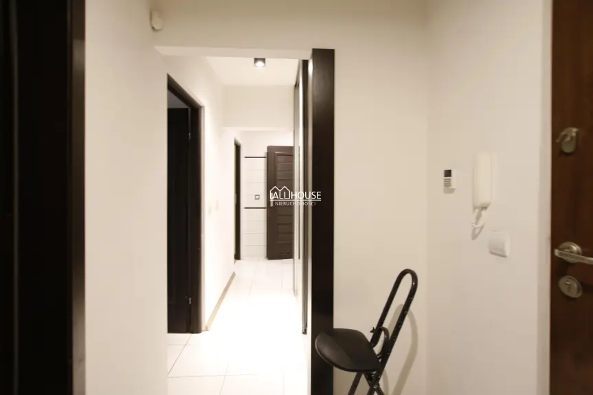 Radom, Ustronie, Staroopatowska, 2 POKOJE Z CAŁYM WYPOSAŻENIEM + MIEJSCE POSTOJOWE