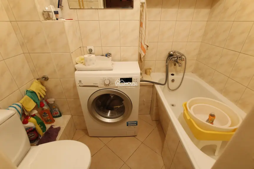 Radom, Nad Potokiem, Grzybowska, 3 POKOJE, PIERWSZE PIĘTRO, UL. GRZYBOWSKA