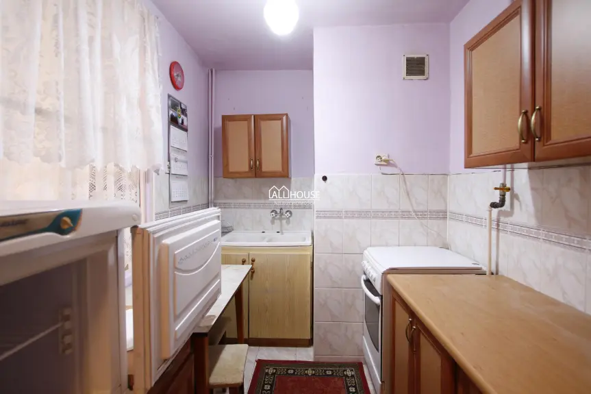 Radom, XV-lecia, 11 Listopada, 2 POKOJE, P:1/10, OS. XV-LECIA