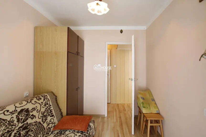 Radom, XV-lecia, 11 Listopada, 2 POKOJE, P:1/10, OS. XV-LECIA