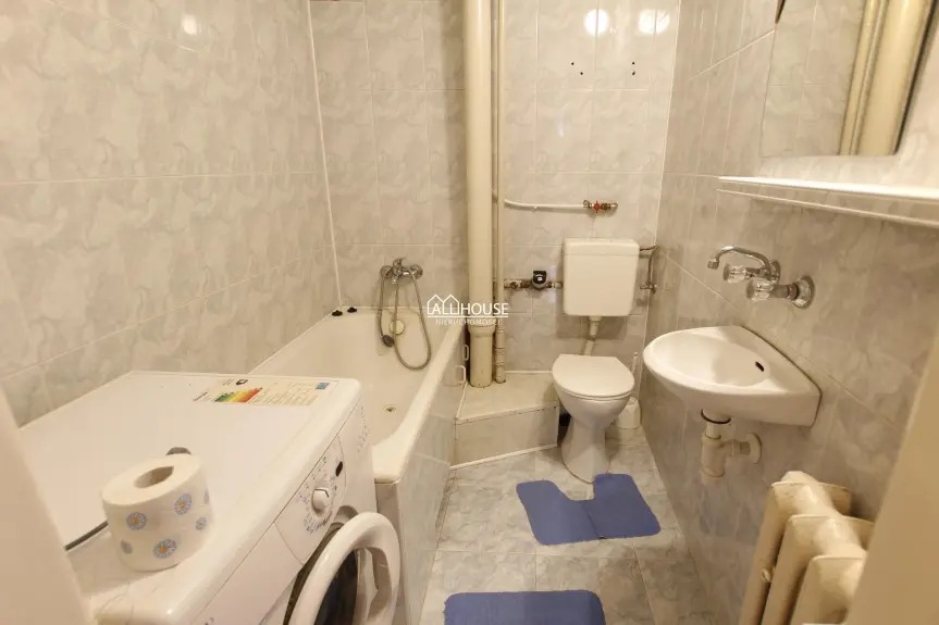 Radom, XV-lecia, 11 Listopada, 2 POKOJE, P:1/10, OS. XV-LECIA